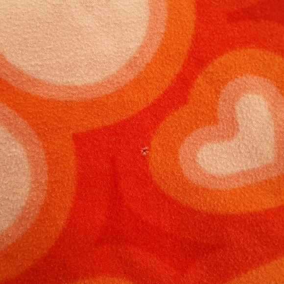 LuLaRoe heart leggings - Picture 3 of 3